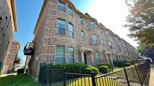 2500 Rockbrook Dr #40 Photo 1 2500 Rockbrook Dr #40 Photo 1
