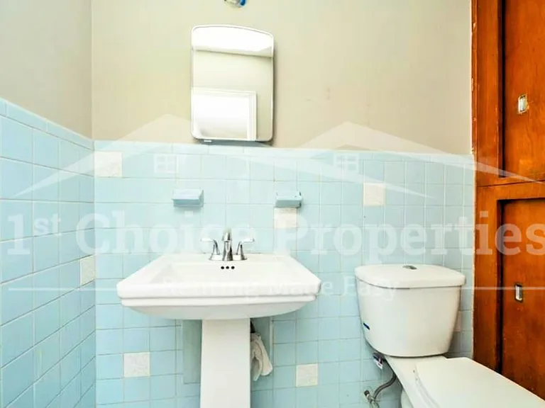 1708 Decatur Ave — Photo 7