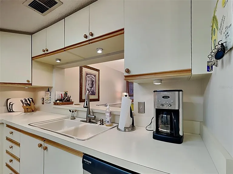 6501 Stone River Rd #110 — Photo 47