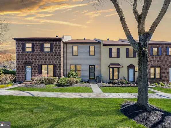 902 Whitehall Ct, Chester Springs, PA 19425