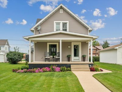 205 2nd Ave SE, Farley, IA, 52046