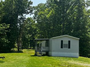 1210 Drag Strip Rd, Belpre, OH 45714