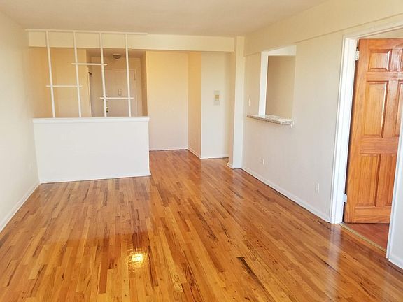 5th image of 2222 E 18th St APT 6B