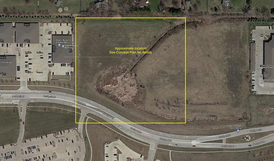 1st image of 8901 Northpark Dr