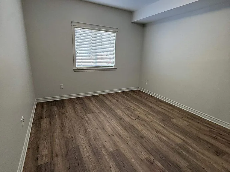 190 Carson Dr — Photo 4