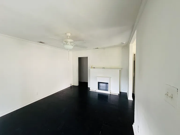 5912 Belgrade Ave — Photo 8