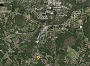 4615 S Irby St, Effingham, SC 29541