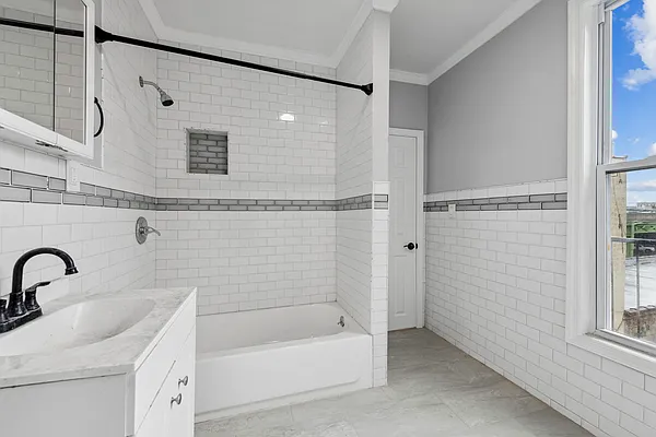 Rented by Douglas Elliman | media 7