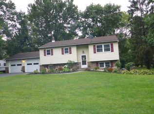 329 N York Rd, Mechanicsburg, PA 17055