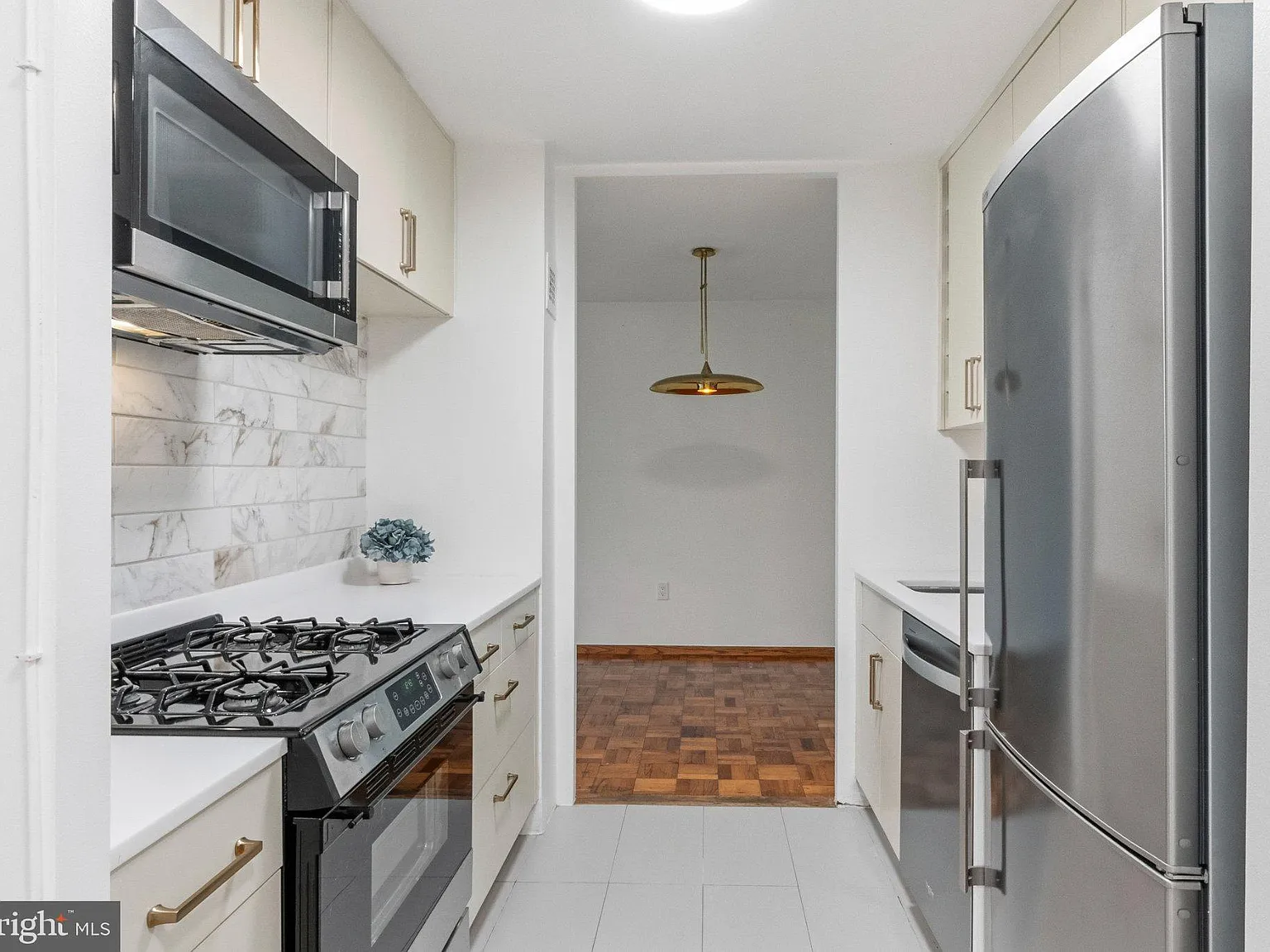 4000 Tunlaw Condominium,Glover Park — Photo 3
