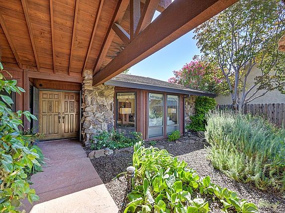 2nd image of 1106 Nob Hill Ct