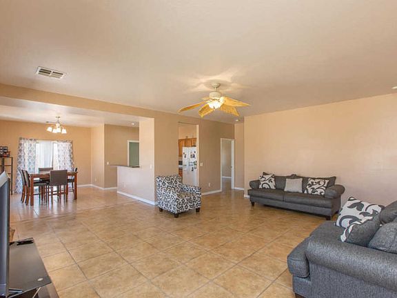 4th image of 1039 E Desert Springs Way