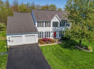 23 Whirlaway Dr, Bear, DE 19701