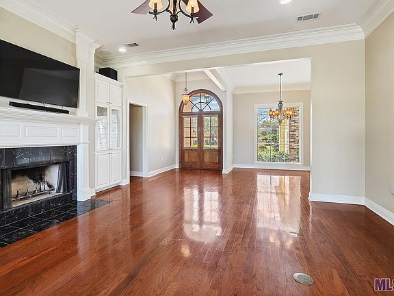 4th image of 15140 Bluffwood Cir