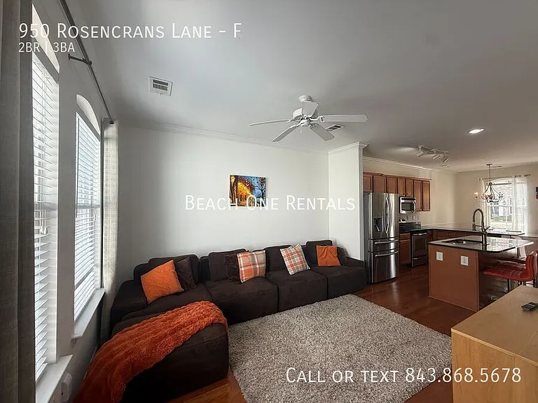 950 Rosencrans Ln #F — Photo 6