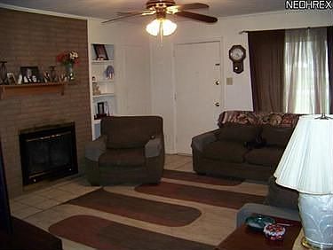 2nd image of 7526 Glenwood Ave