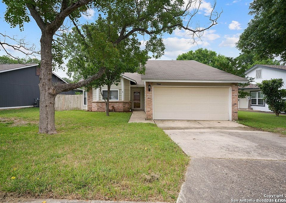 1st image of 9844 FORTUNE RIDGE DR