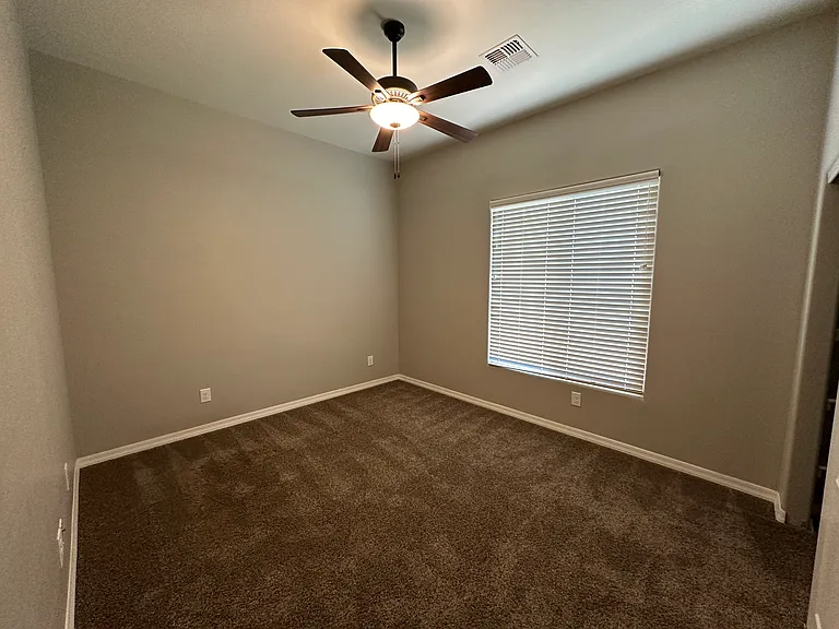 5688 E 39th Pl — Photo 14