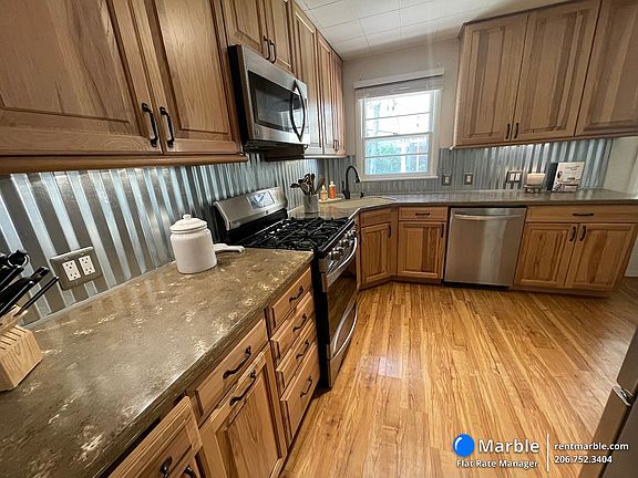 5th image of 4206 Hughes Dr