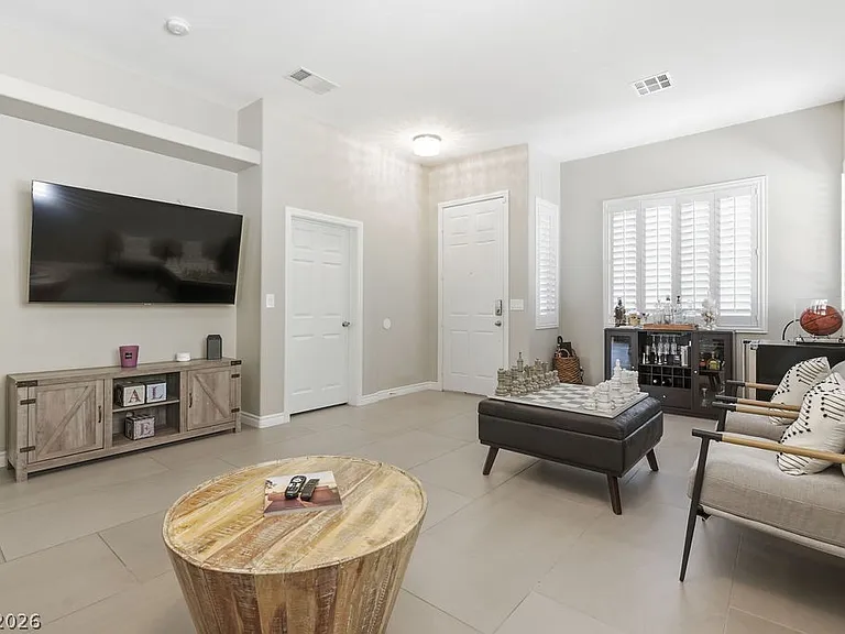1812 Snow Spring Ln — Photo 6