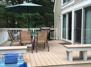 198 Fells Pond Rd, Mashpee, MA 02649