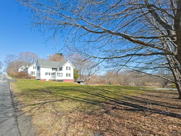 129 Rankin Street, Rockland, ME 04841