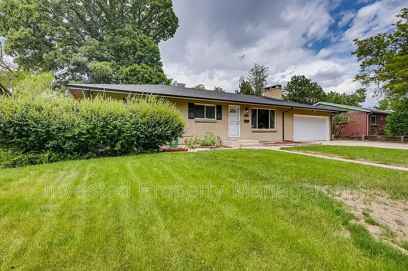 Building Photo - 3365 S Winona Ct