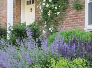 3 Nimitz Pl, Old Greenwich, CT 06870