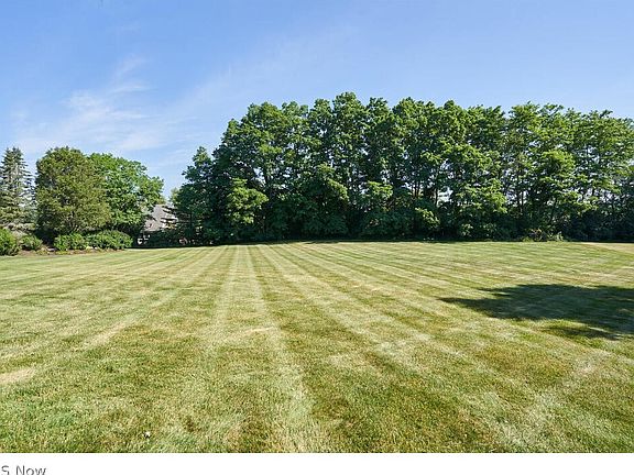 4th image of 4875 Arbour Green Dr