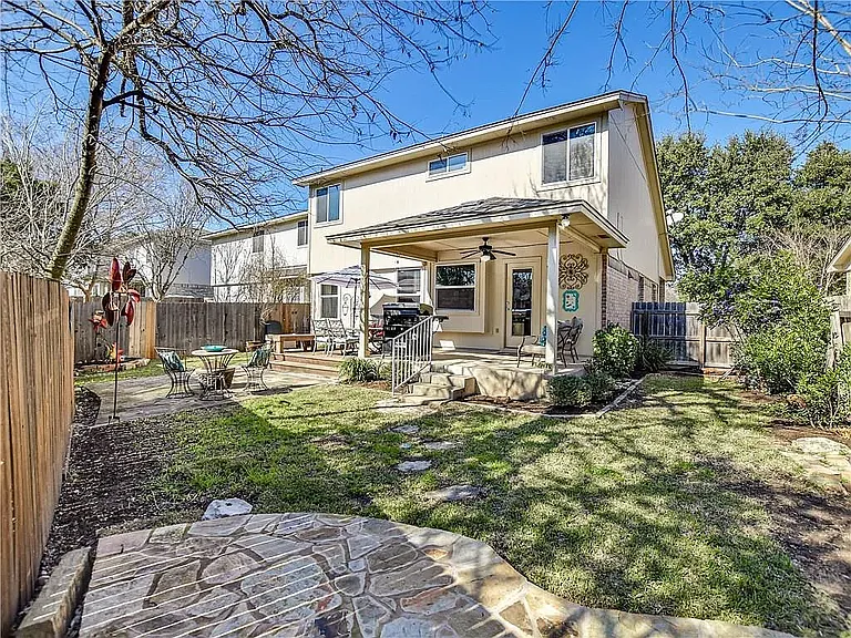 912 Moser River Dr — Photo 18