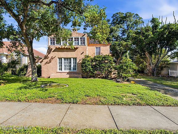 2nd image of 14 Valencia Rd
