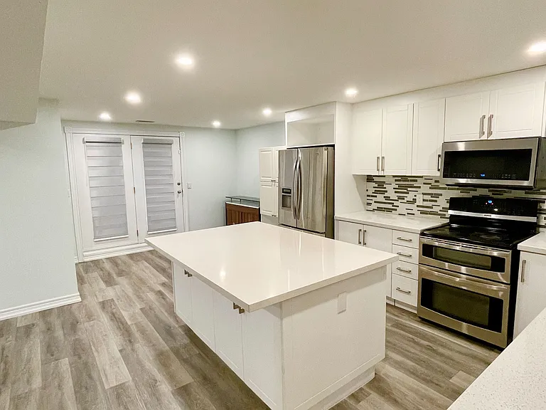 57 Buena Vista Dr — Photo 2