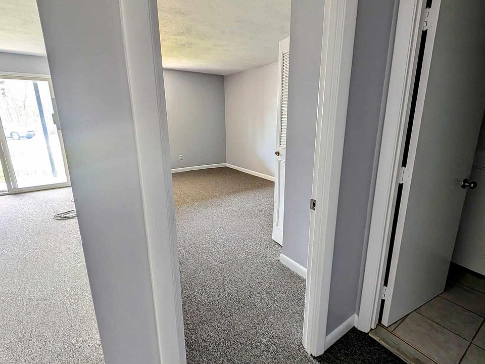 1st image of 99 Fountain Ln