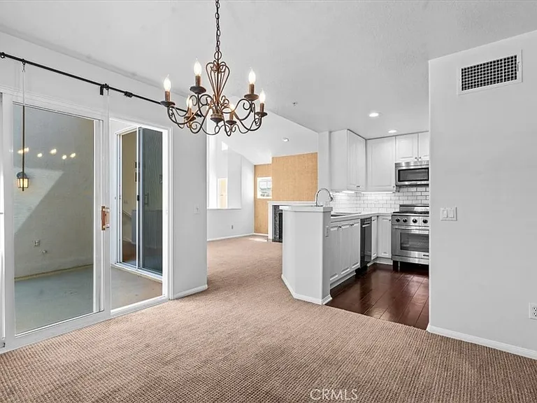 1 Roma Ct — Photo 6