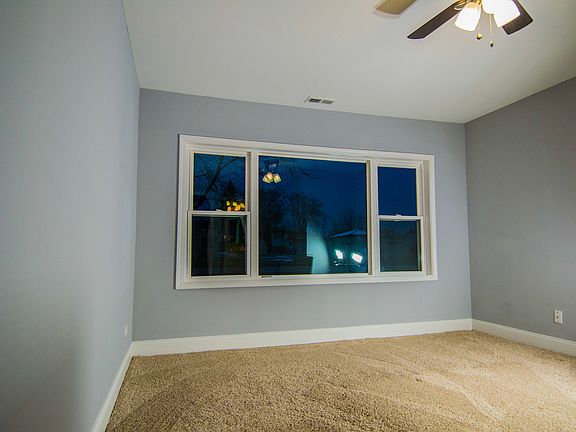 5th image of 16408 Oak Park Ave