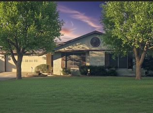 426 Everest Dr, Cedar Hill, TX 75104