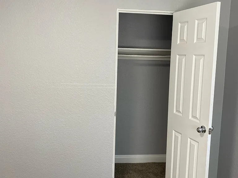 1803 Linden Ave — Photo 20
