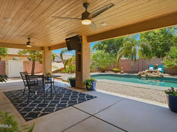 2469 W HAYDEN PEAK Drive, San Tan Valley, AZ 85144