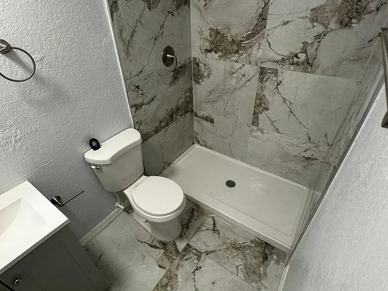Unit Photo