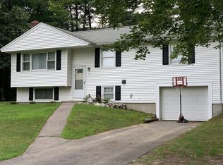 2 Darby Dr, Mansfield, MA 02048