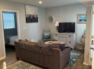 258 Lippincott Ln APT 3, Fox Lake, IL 60020