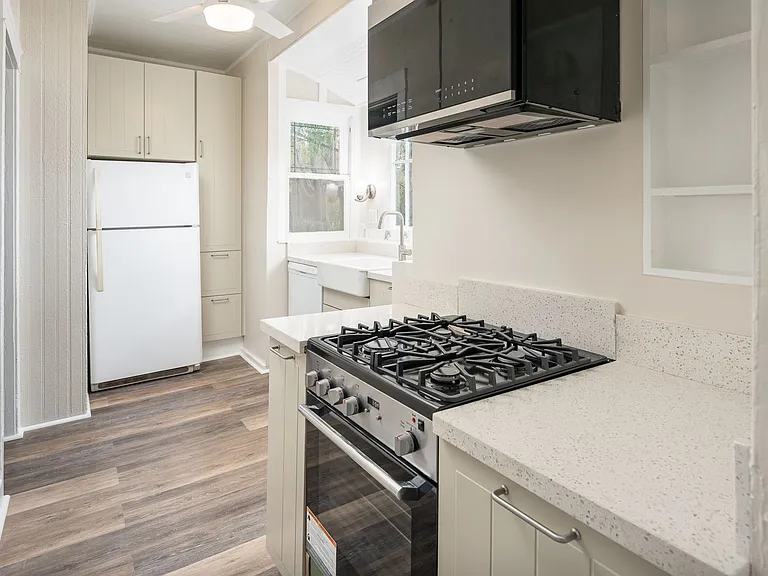 3031 Ivy St #2 — Photo 8