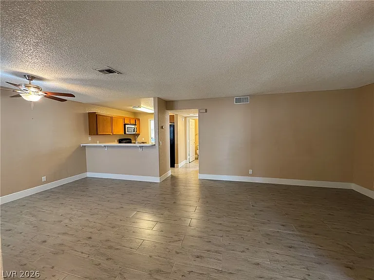 1800 Edmond St #162 — Photo 5