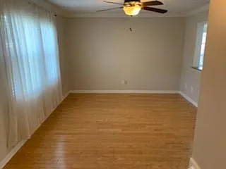 205 Hollins Rd — Photo 15