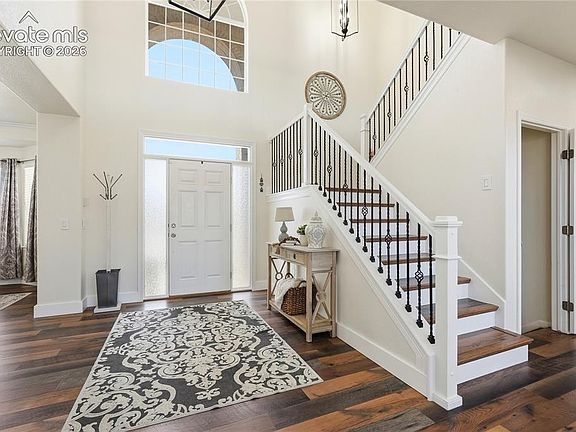 4th image of 10977 Mount Evans Dr