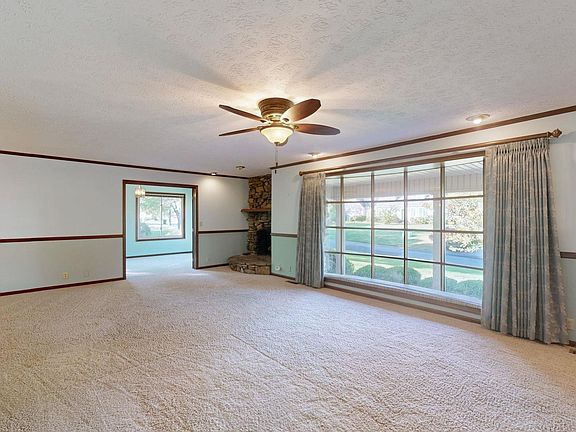 3rd image of 4330 Wellingborough Ln