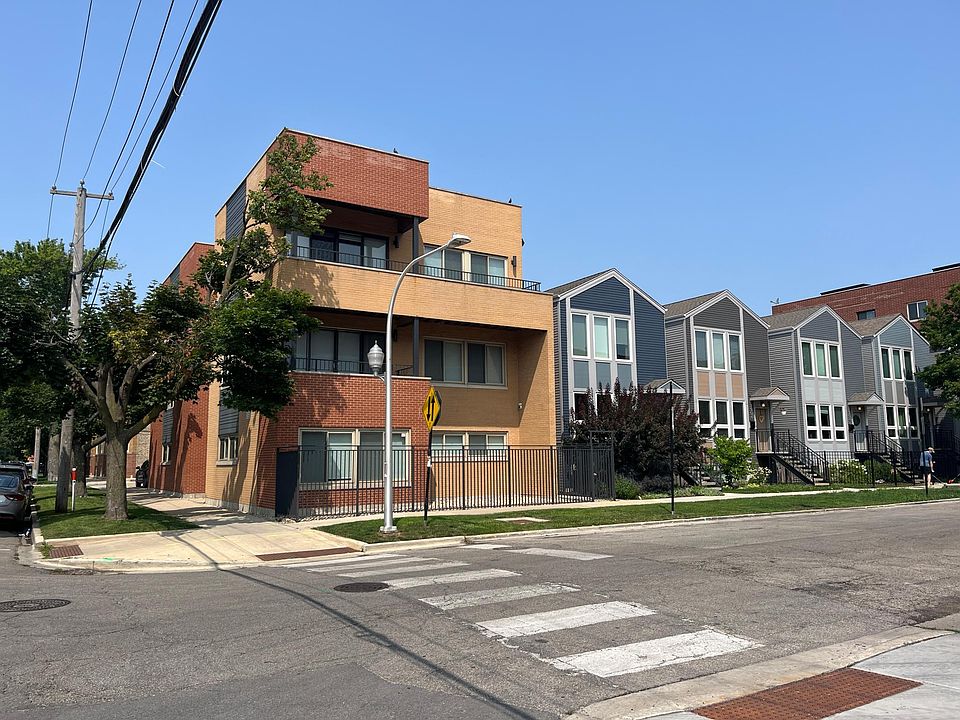 1st image of 3900 W Cortland St APT 2E