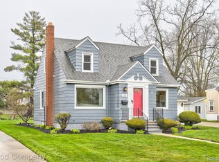 311 Hendrickson Blvd, Clawson, MI 48017