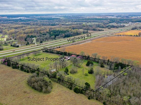 2nd image of 4132 N Frontage Rd