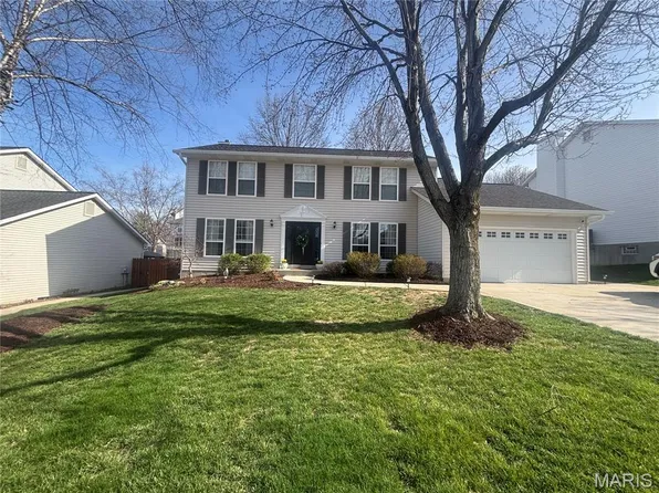 4965 Braid Hills Dr, Saint Peters, MO 63304
